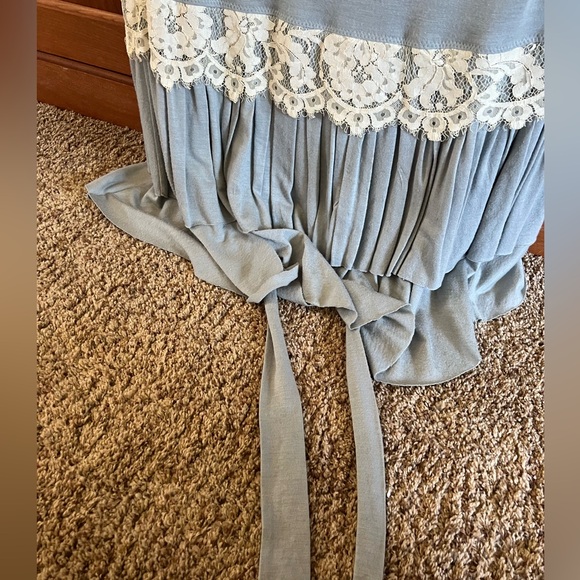 Light blue and lacy tie up Robert Rodriguez top - Picture 5 of 7